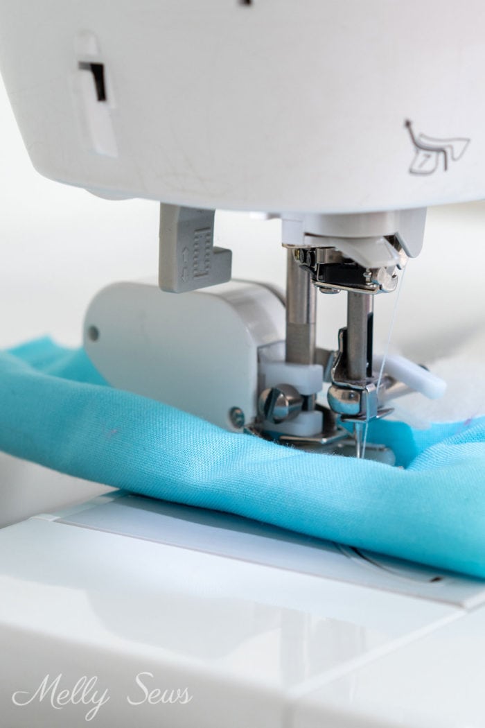 Why, When and How to Use a Walking Foot for Sewing - Melly Sews